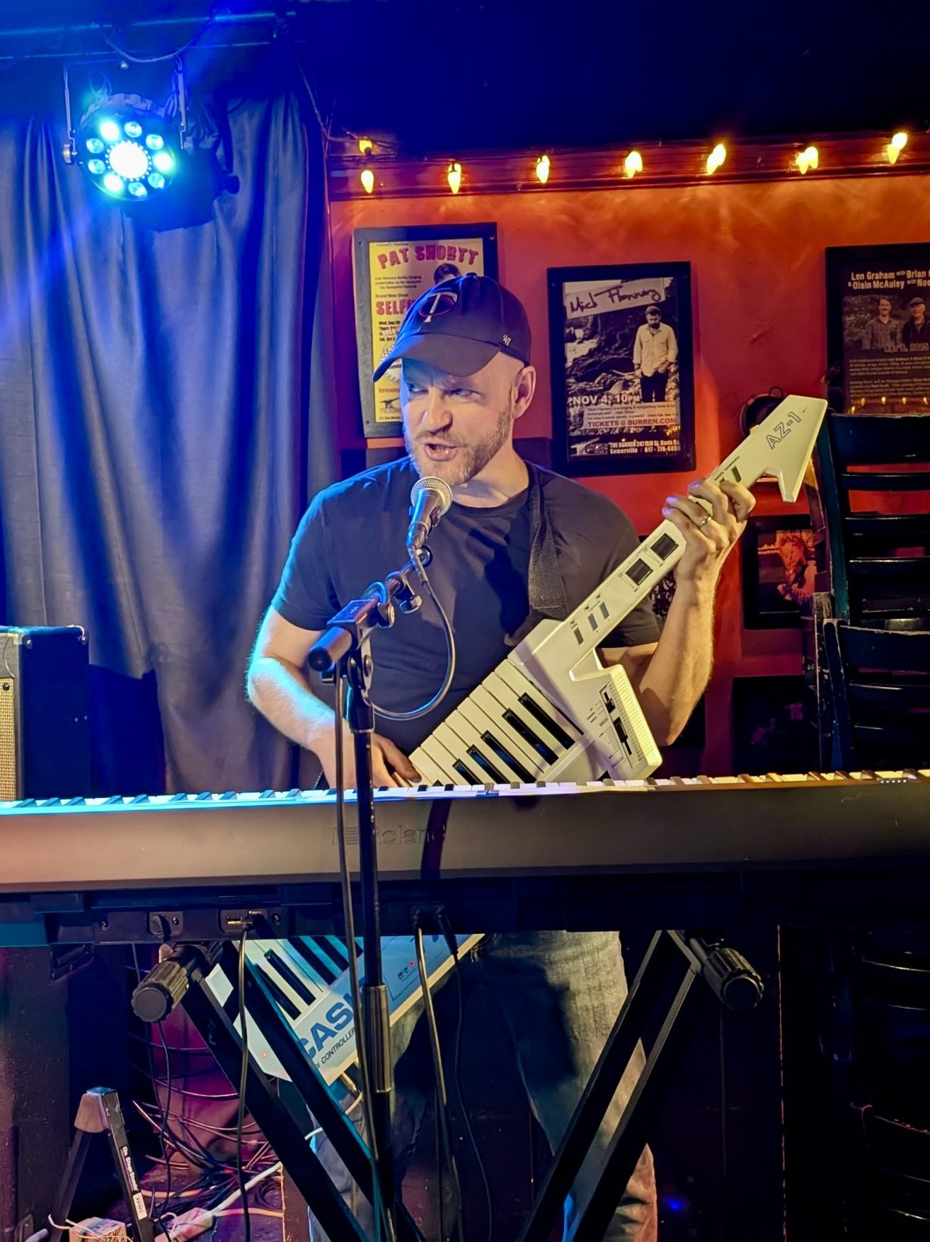 Keyboard / Keytar / Vocals